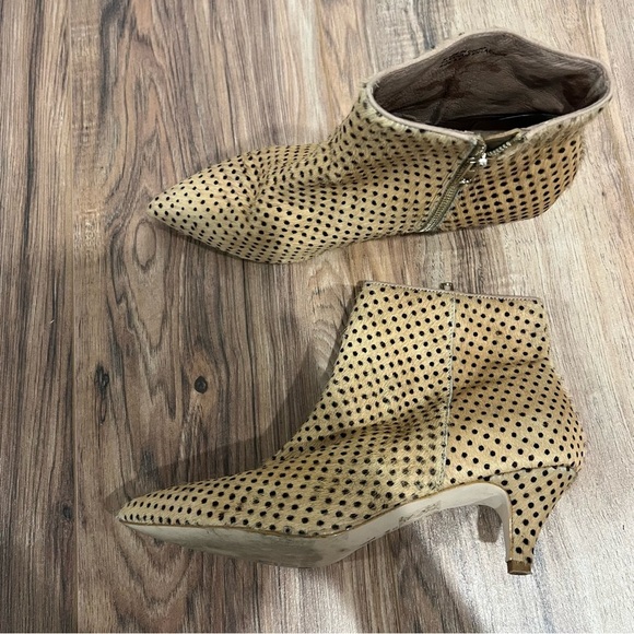 Anthropologie Ana Kitten Heel Booties Ankle Boots - Picture 11 of 16